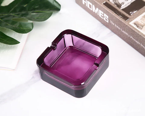 Cendrier en verre Européen carré violet