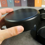 Cendrier design en métal noir