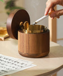 cendrier vintage en bois avec couvercle
