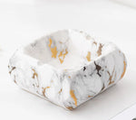 Cendrier design en marbre blanc